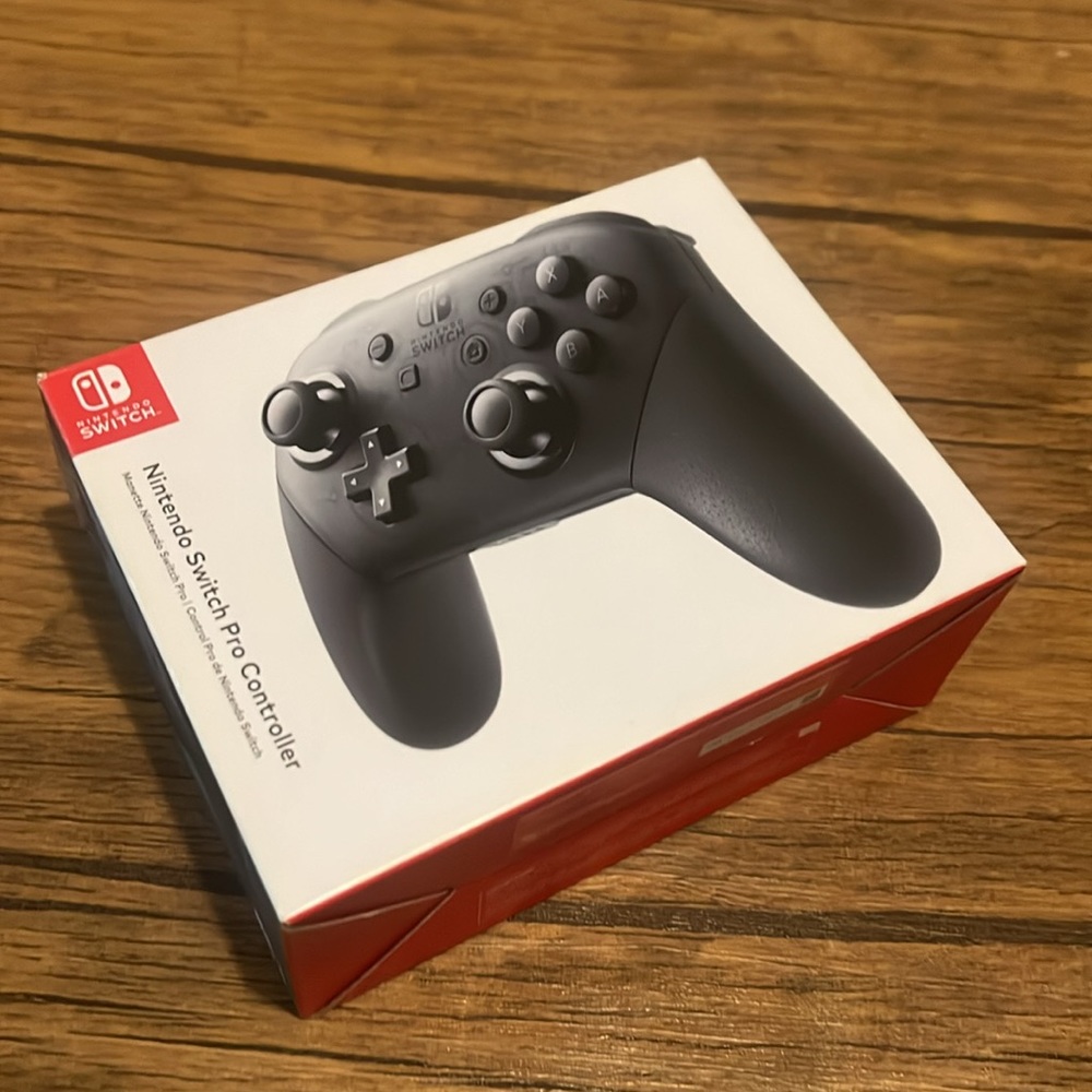 Nintendo switch pro controller - Picture 2 of 3